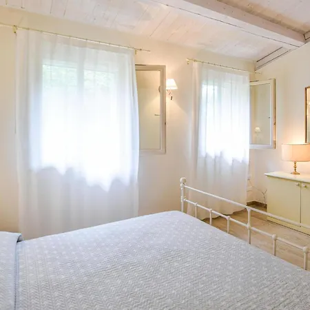 2 Bedroom Gorgeous In Vo Euganeo *