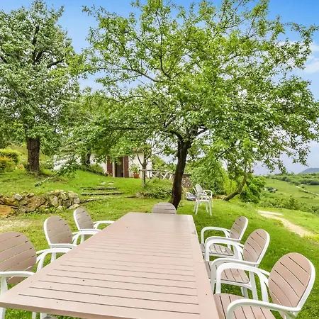 2 Bedroom Gorgeous In Vo Euganeo Holiday home *
